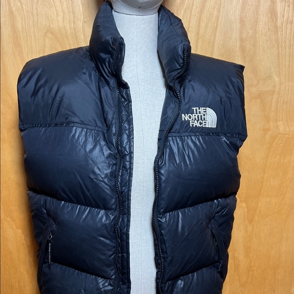 The North Face Puffer Vest - Picture 5 of 13